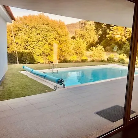 Campo Da Fonte Luxury Villa *